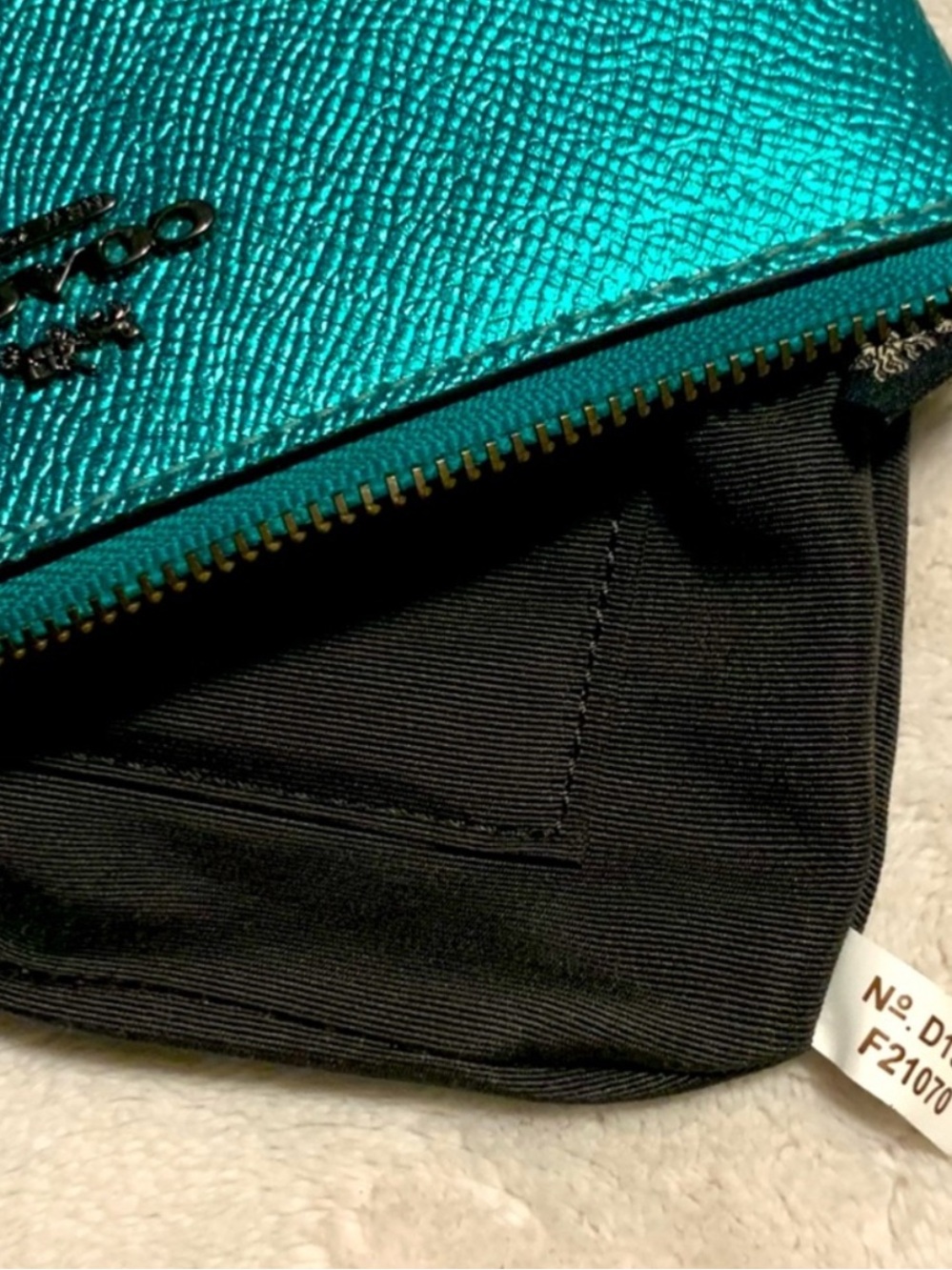 RARE Coach Metallic Sea Green City Tote with Wristlet Set “HARD TO FIND COLOR” - Picture 9 of 13